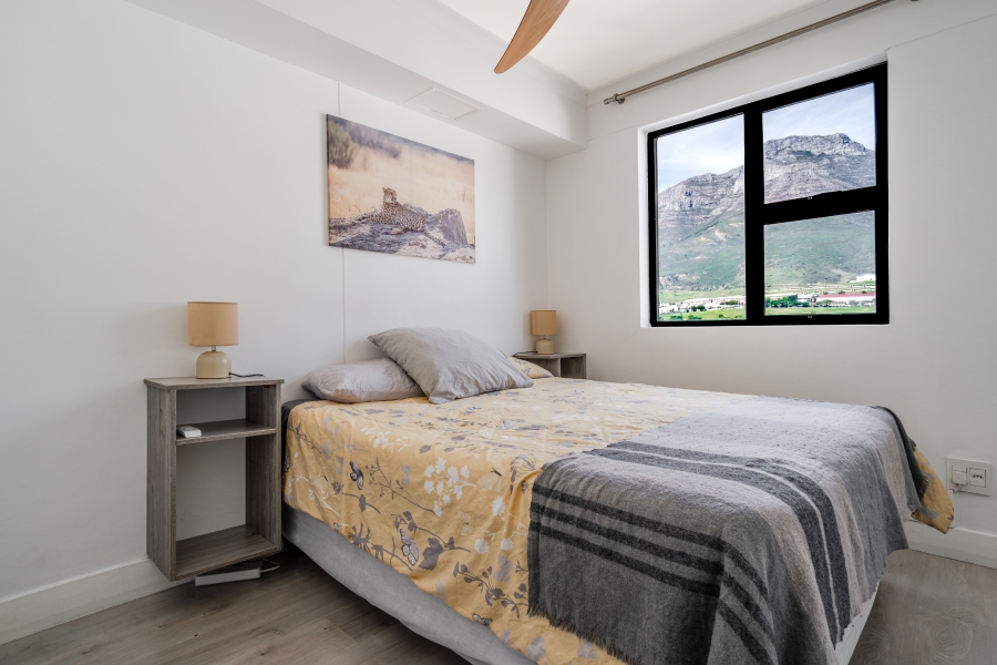 2 Bedroom Property for Sale in Zonnebloem Western Cape